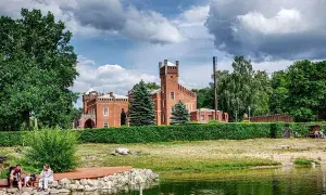 Karnity Zamek: Historia i zwiedzanie zamku w miejscowości Karnity