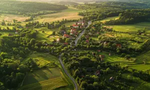 Mników: Co warto zobaczyć i zwiedzić w miejscowości Mników?