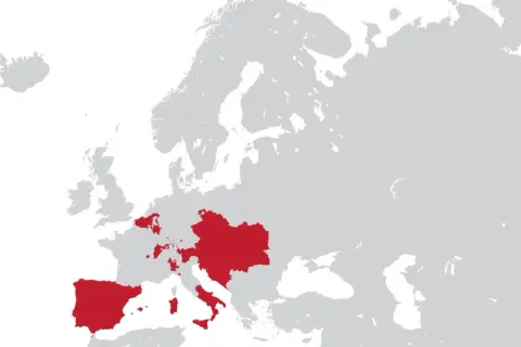 Mapa Europy z zaznaczonymi na czerwono terytoriami dawnego imperium Habsburgów.