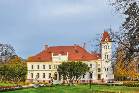 Odwiedź Pałac w Borku Strzelińskim: zabytek i jego historia