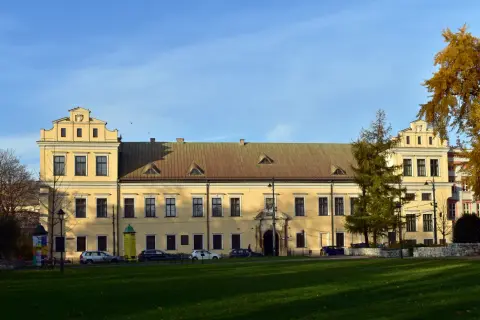Najsłynniejsze pałace biskupie w Polsce - historia i architektura zabytków