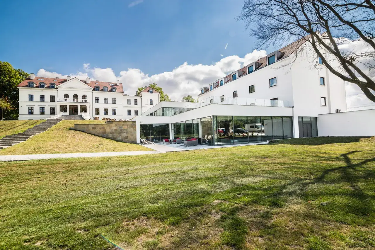 Zdjęcie Hanza Pałac Rulewo: wyjątkowy hotel spa w Borach Tucholskich 2025